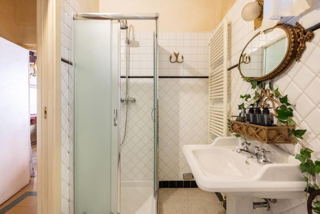Central Elegant Apartment - Liberty House Bologna Esterno foto