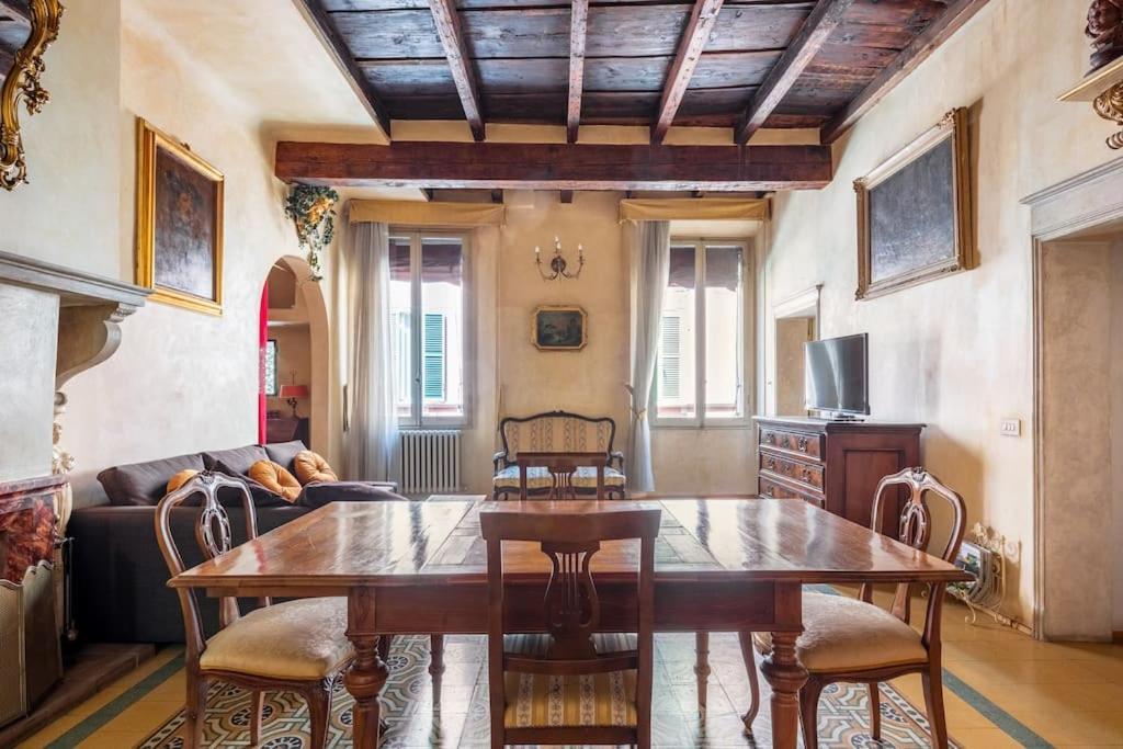 Central Elegant Apartment - Liberty House Bologna Esterno foto